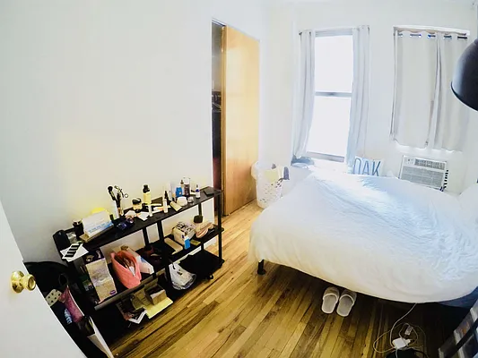 Rented by Avenues Real Estate | media 2