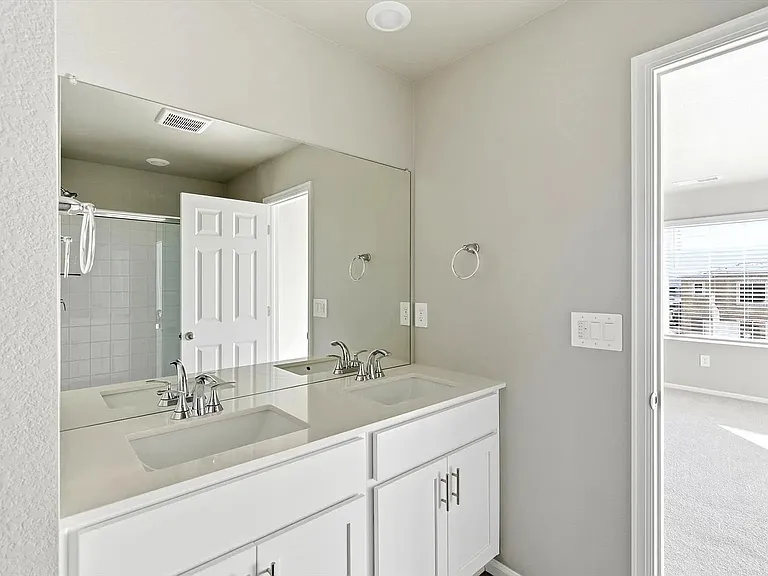 16328 Gaylord St — Photo 7