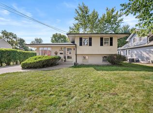 7104 Monroe Ct, Urbandale, IA 50322
