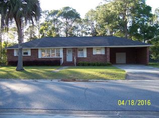 2403 Camden Dr, Waycross, GA 31501