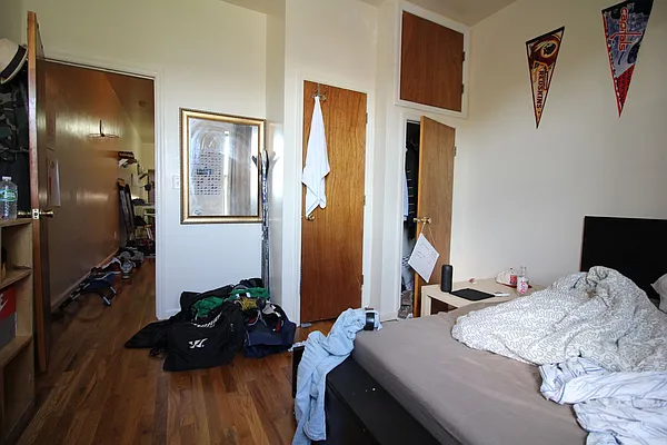 Rented by Nooklyn NYC LLC | media 5
