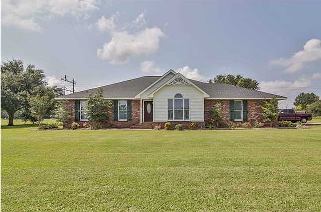 1st image of 734 N Walter Dr