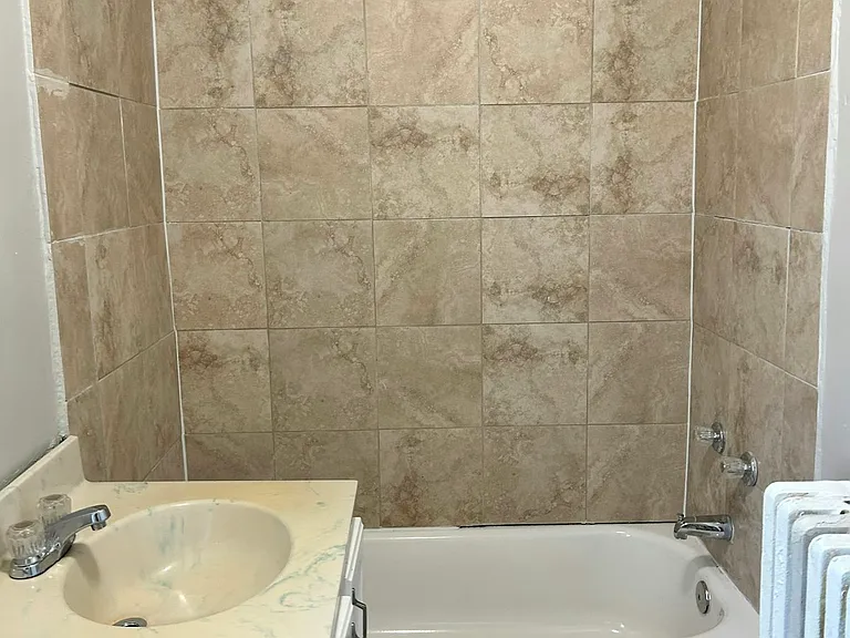 1708 Harlem Ave #2 — Photo 12