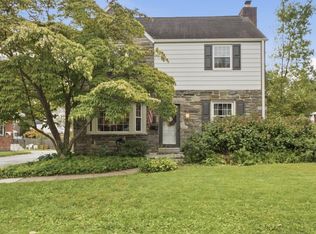 1426 W Wynnewood Rd, Ardmore, PA 19003