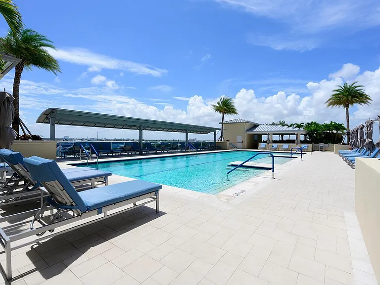 2650 Lake Shore Dr #1602 — Photo 30
