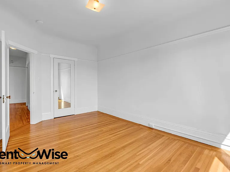 1341 Union St #10 — Photo 31