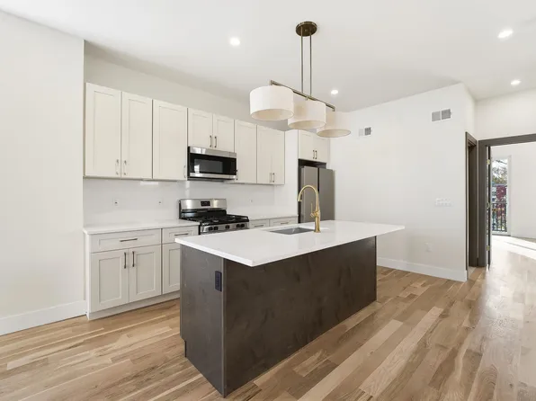 25 Lembeck Avenue image 5 of 26