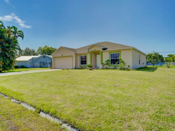 1407 SE Grapeland Avenue, Port St Lucie, FL 34952