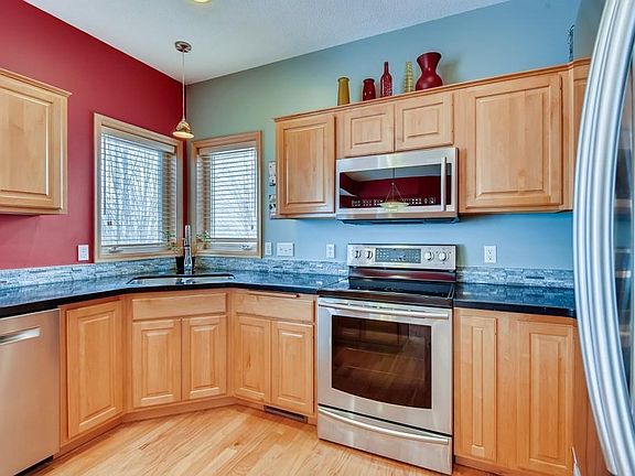 5th image of 19172 Evenston Dr