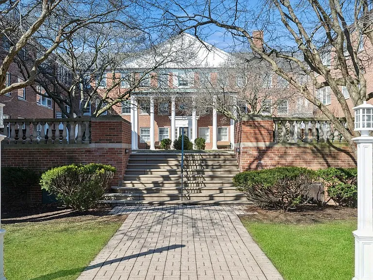 1400 Hinman Ave #G — Photo 10