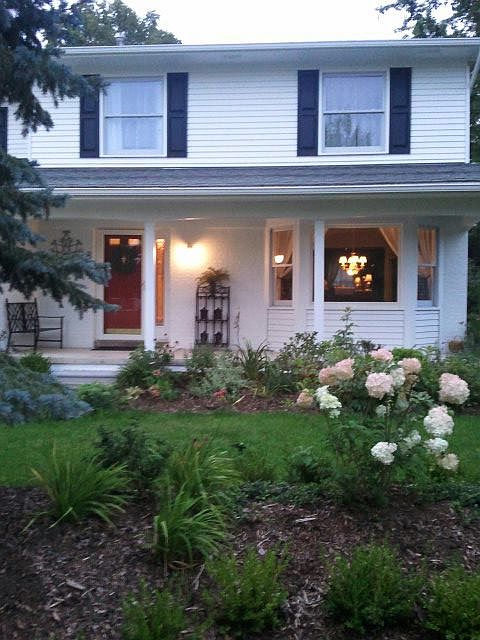 1st image of 8372 Barrington Dr