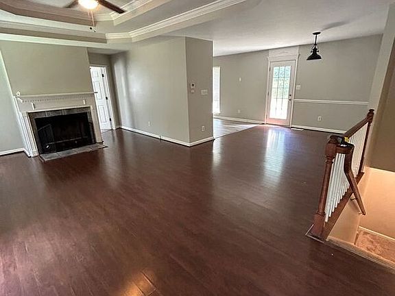 3rd image of 1402 Sardis Rd