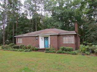 21 W Bruce St, Mc Rae, GA 31055
