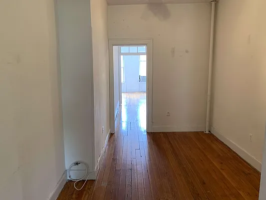 Rented by Flatiron Real Estate Advisors LLC | media 8