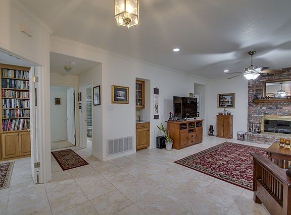 5th image of 804 Avenue C