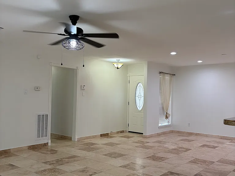 12022 Pompano Ln — Photo 17