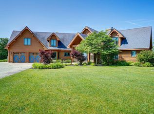 6004 S English Settlement Ave, Burlington, WI 53105