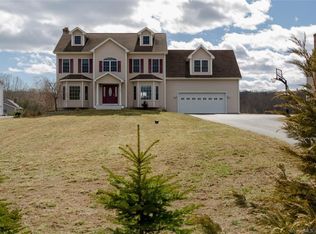 224 Upper Pattagansett Rd, East Lyme, CT 06333