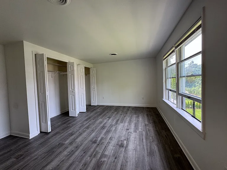 19 Rosedale Ave #2 — Photo 7