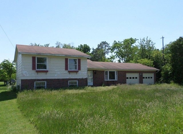 1st image of 2385 Hayes Ave