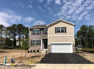 25 Dylan Blvd, Barnegat, NJ 08005