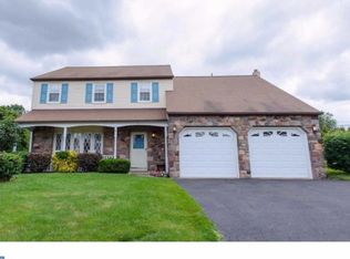 11 Colby Ln, Langhorne, PA 19047
