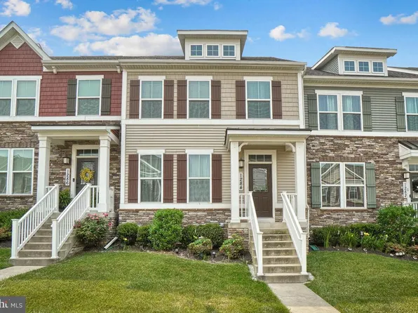 1284 Village Green Way, Brunswick, MD 21716