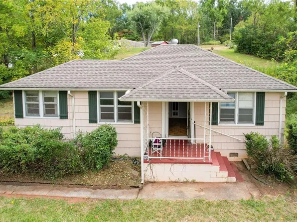 345 Lower Bell Creek Rd, Hiawassee, GA 30546