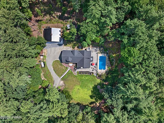 2nd image of 138 Husson Rd