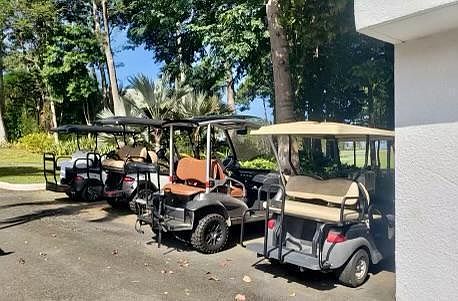 Golf cart area