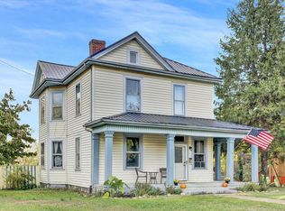 1011 Broad St, Altavista, VA 24517