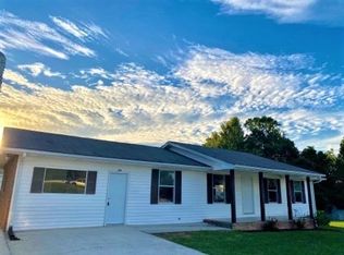 2356 Fisk Rd, Cookeville, TN 38506