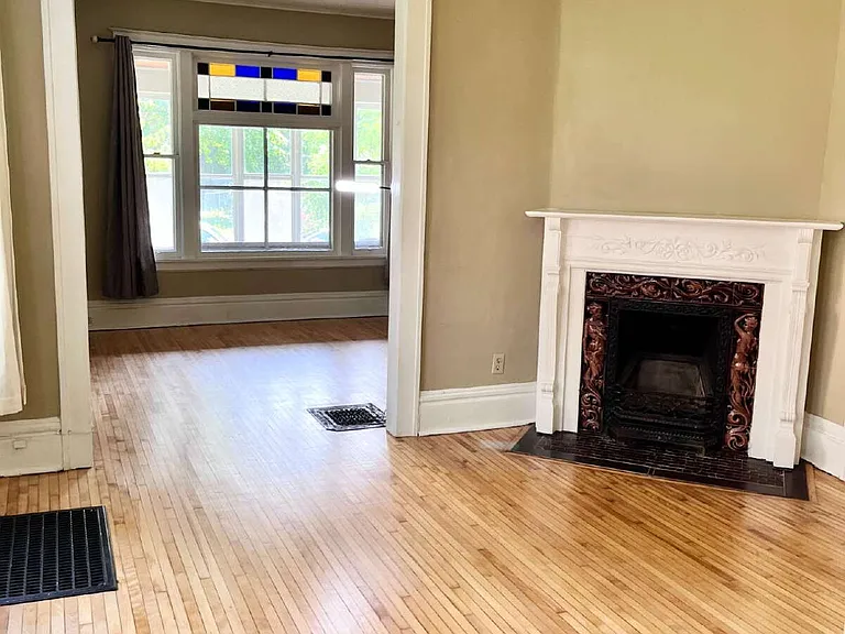 1741 Van Buren Ave — Photo 12