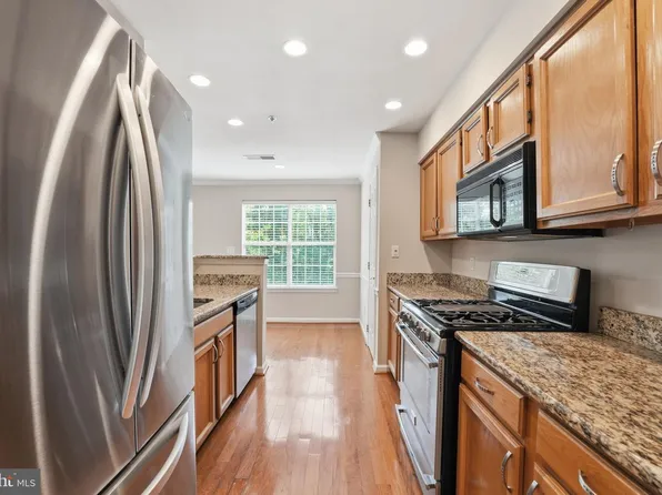 11014 Koman Cir APT 203, Manassas, VA 20109