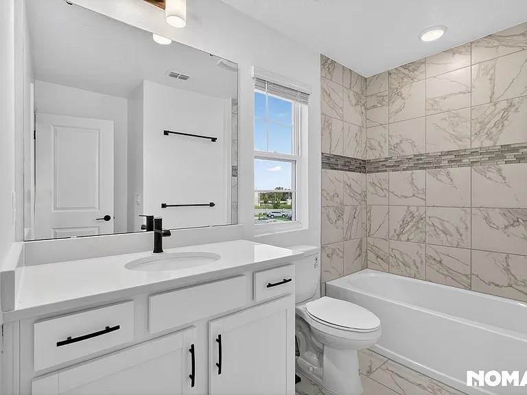 908 Spring Palms Loop — Photo 17