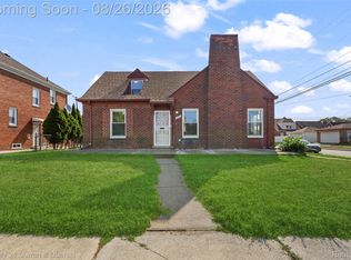 7800 Freda St, Dearborn, MI 48126