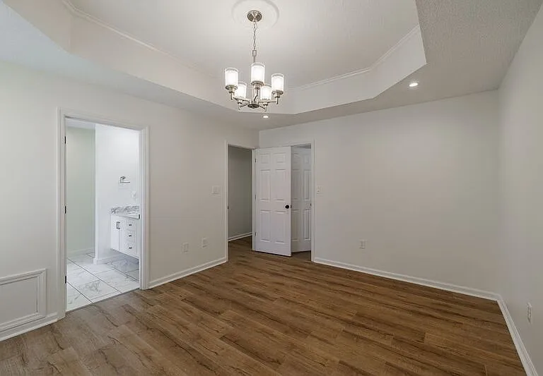 112 Lucy Ln — Photo 20