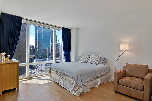 Rented by Corcoran | media 50