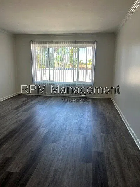 20327 Saticoy St #301