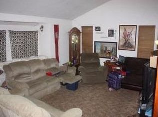 1634 NE Terrace Dr, Grants Pass, OR 97526