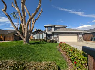370 Paul Dr, Hollister, CA 95023