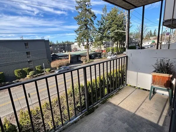 11500 15th Ave NE #301, Seattle, WA 98125