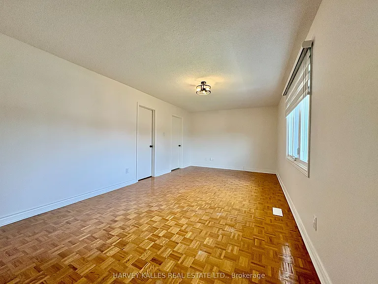 70 Amaretto Ct — Photo 22