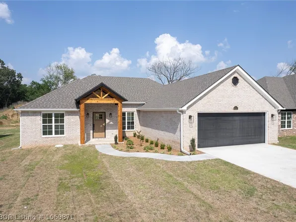 8531 Broadley Dr, Fort Smith, AR 72916