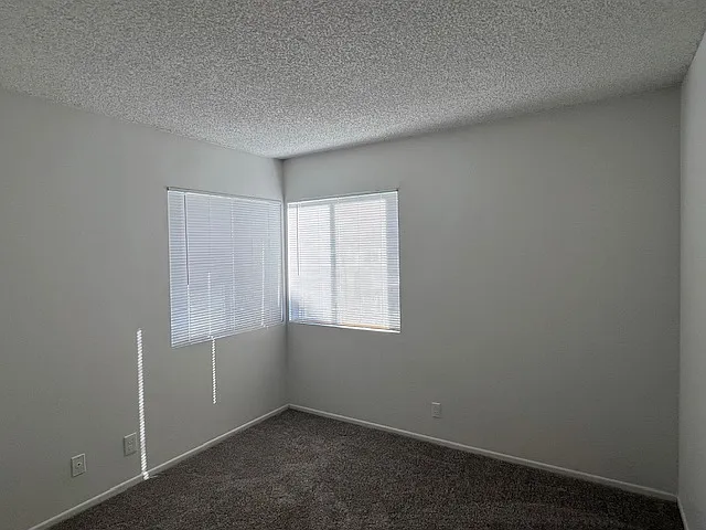 20321 Rue Crevier #550 — Photo 9