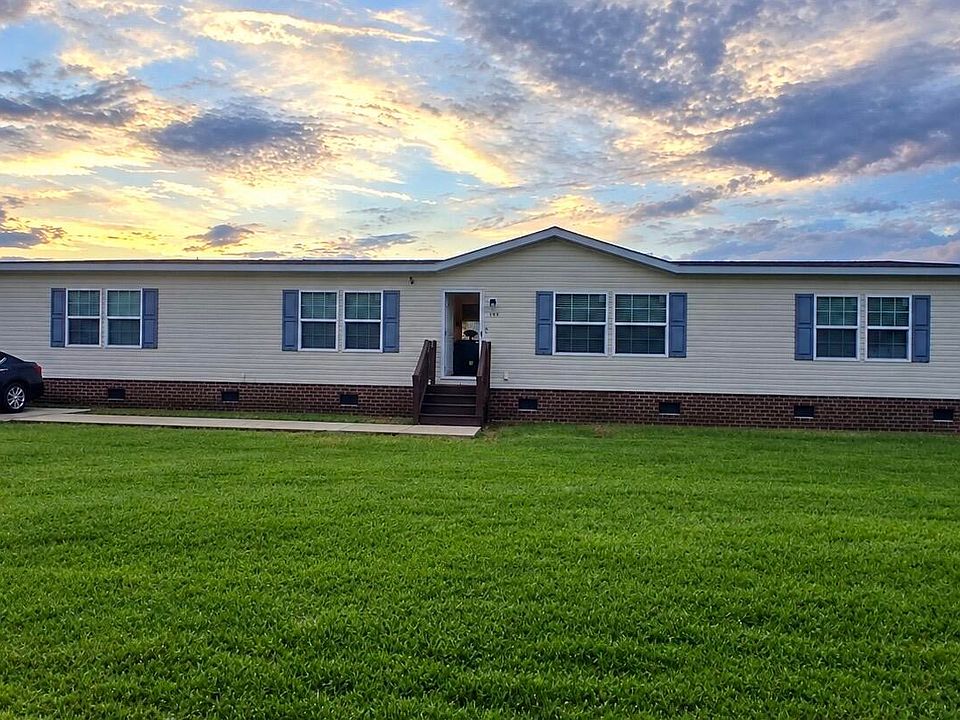 1st image of 910 Mccaskill Drive