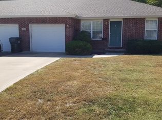 404 Blake Anthony Dr #B, Warrensburg, MO 64093