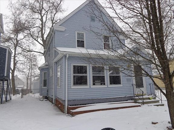 2nd image of 324 13th St