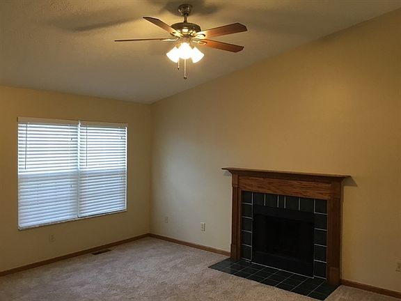 2nd image of 2013 Queens Meadow Ln