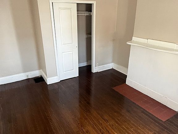 2nd image of 206 Pennington Ave #2